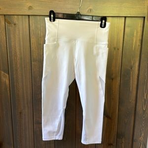 Athleta copped leggings size small - crisp white